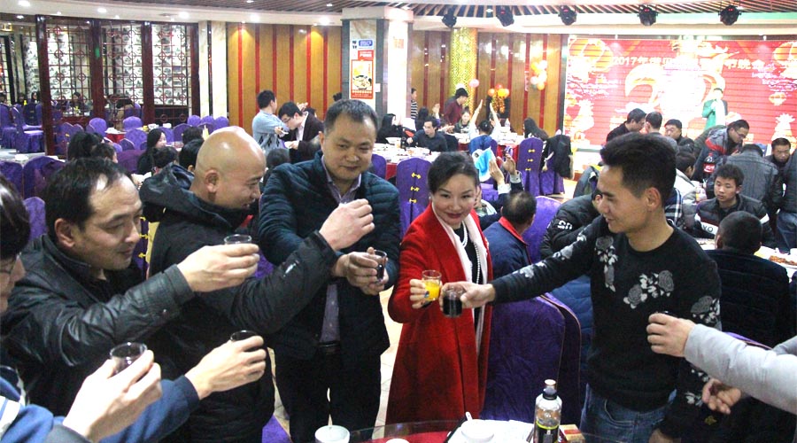 諾貝思年會