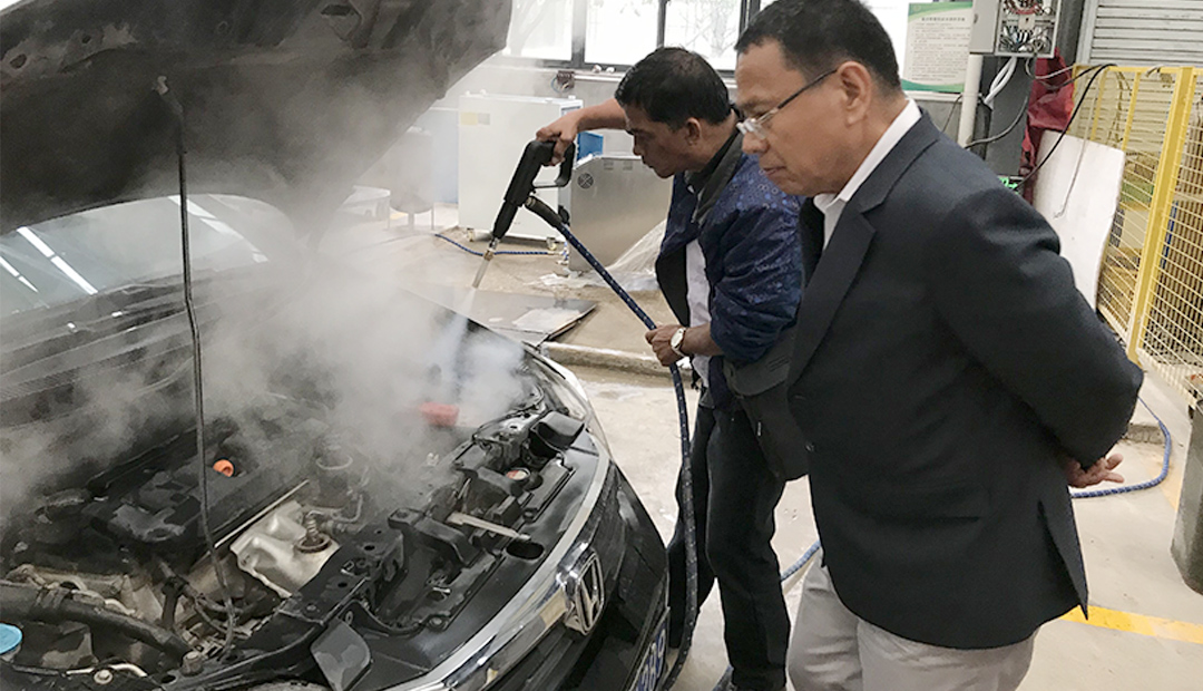 無(wú)需排隊(duì)洗車店，擁有洗車消毒蒸汽發(fā)生器自己在家就能進(jìn)行洗車方便快捷