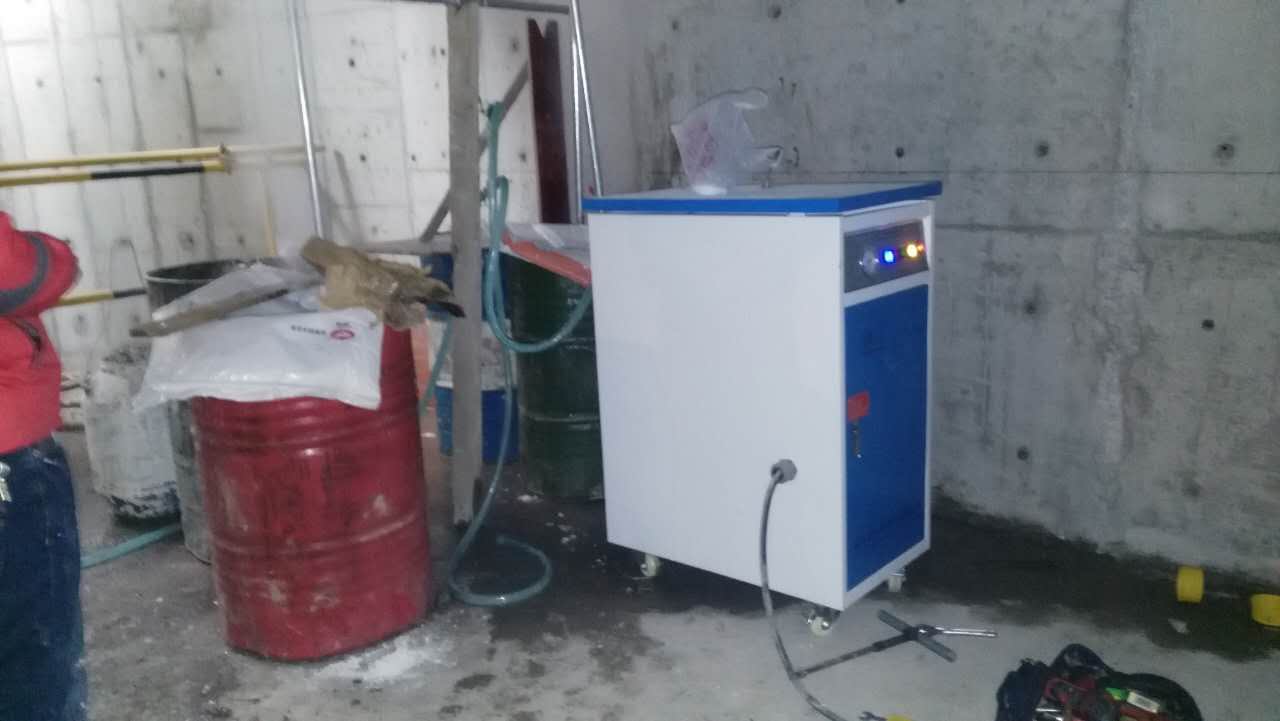 質(zhì)量過硬，使用電蒸汽發(fā)生器使膠水更耐用
