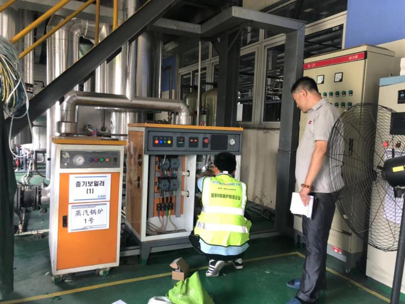 電子廠靜電危害巨大，使用空間加濕蒸汽發(fā)生器防止靜電